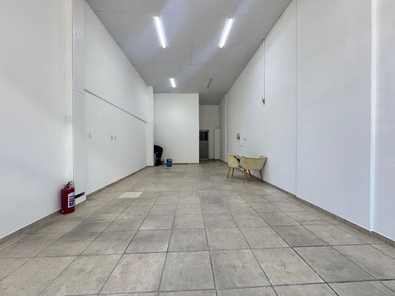 Prime Retail Space For Rent In The Heart Of Umhlanga Ridge. - Photo 5