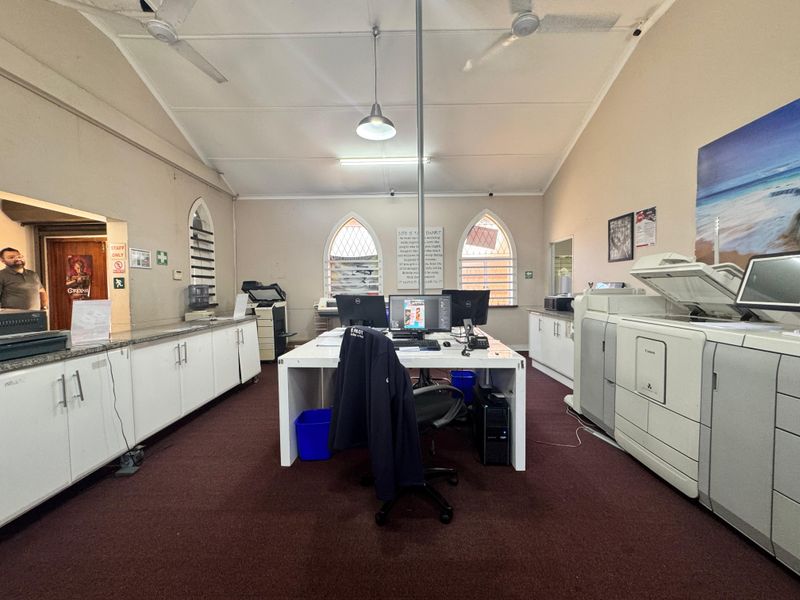 Prime Warehouse & Office Space for Sale in Berea – Ideal Business Hub. - Photo 8