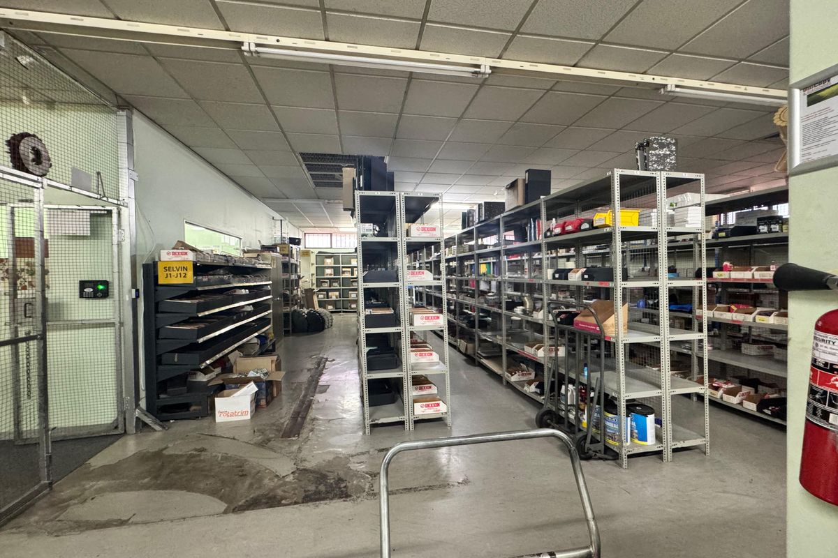 Prime Warehouse & Office Space for Sale in Berea – Ideal Business Hub. - Photo 5