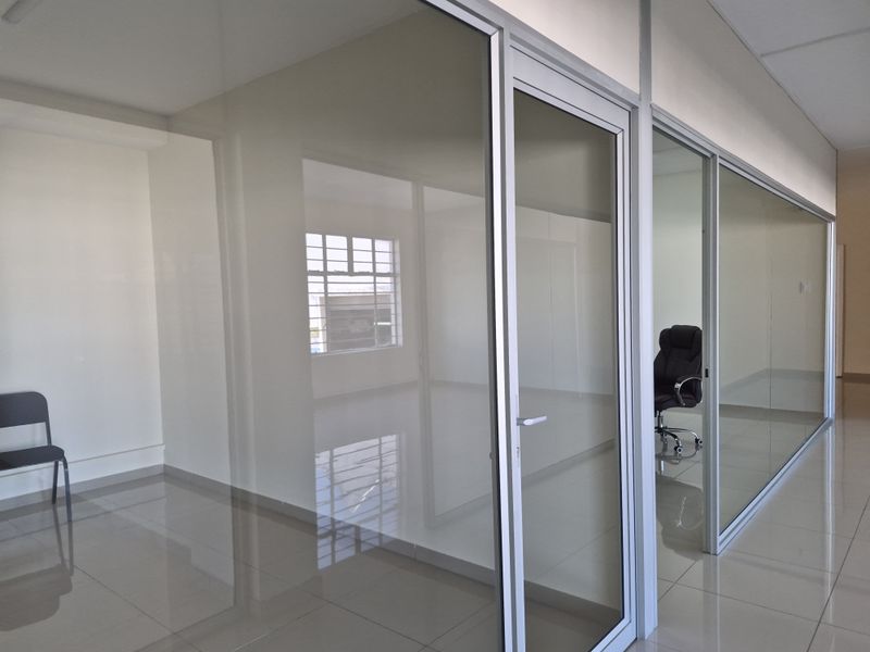 A-GRADE 250m2 OFFICE SPACE TO LET IN STAMFORD HILL, DURBAN - Photo 8