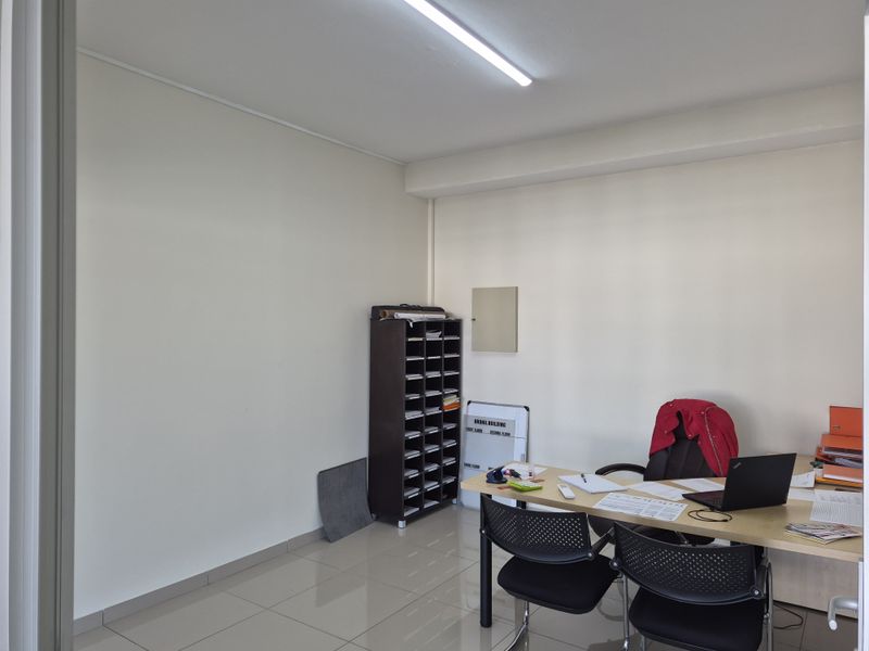 A-GRADE 250m2 OFFICE SPACE TO LET IN STAMFORD HILL, DURBAN - Photo 6