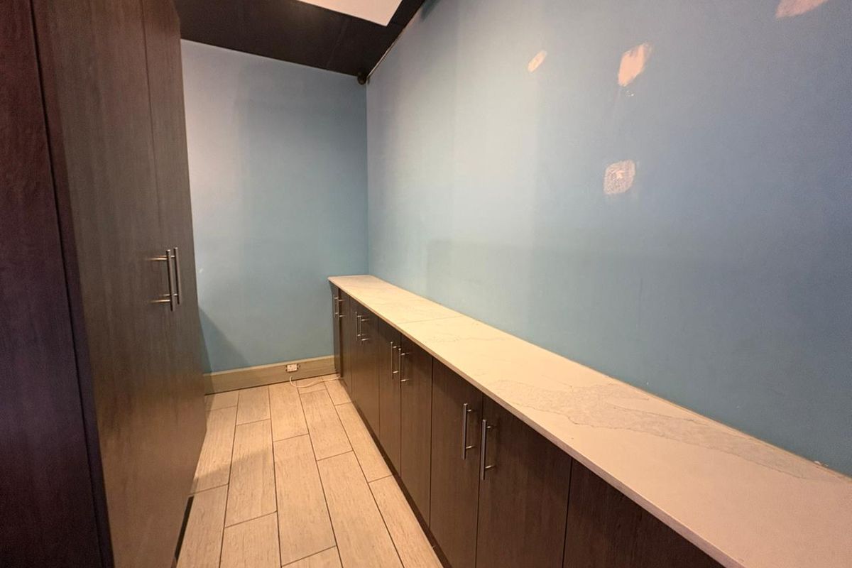 Commercial - Office space for rent - Photo 4