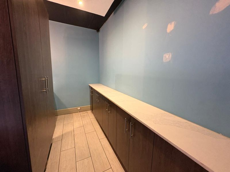 Commercial - Office space for rent - Photo 4