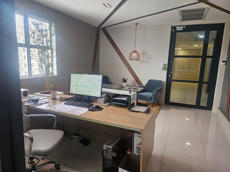 Prime Property presents Medstone Medical Centre Office for rent - Photo 2