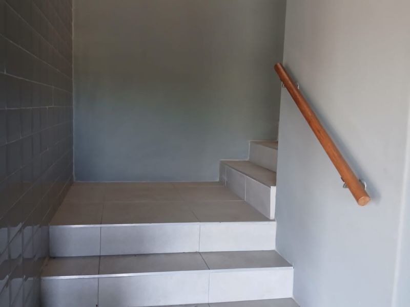 Industrial Property to Let in Springfield Park, Durban. - Photo 9