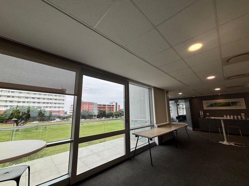 Commercial Property to Let in Umhlanga Ridge. - Photo 8
