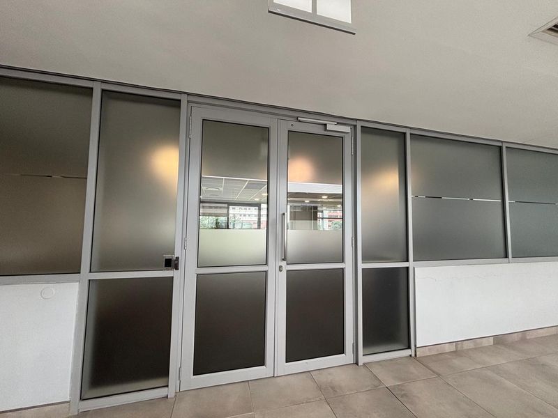 Commercial Property to Let in Umhlanga Ridge. - Photo 3