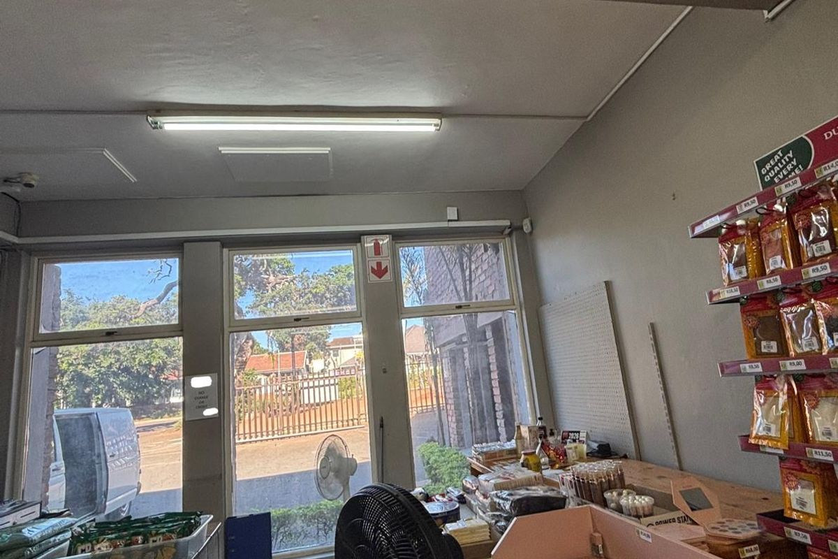 Retail Space to Let in Durban North - Photo 5