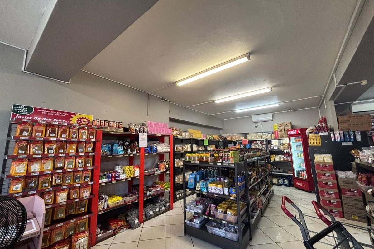 Retail Space to Let in Durban North - Photo 4