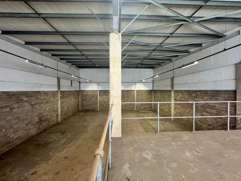 Warehouse To Let – Mount Edgecombe Industrial Precinct. - Photo 9