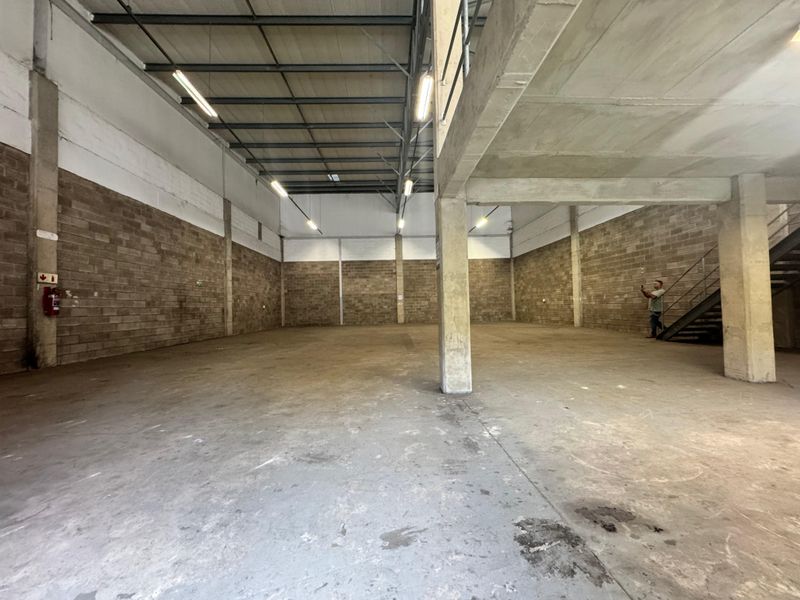 Warehouse To Let – Mount Edgecombe Industrial Precinct. - Photo 5