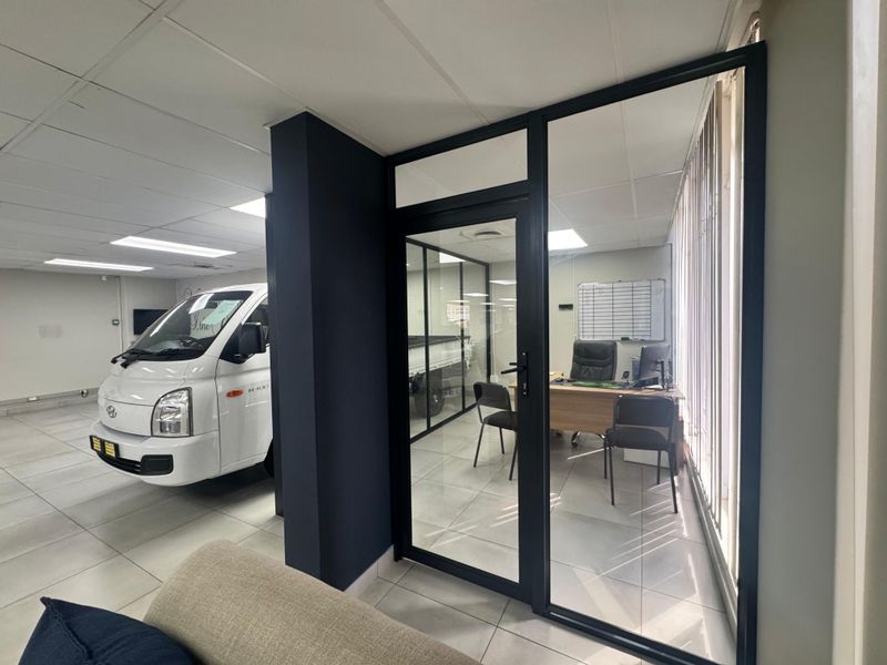 Prime Commercial Space for Lease. - Photo 9