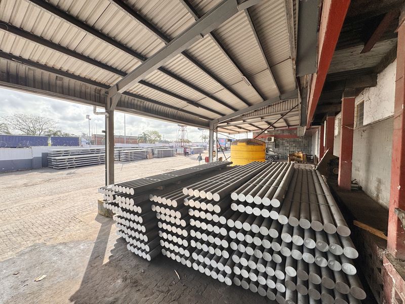 Versatile Multi-Use Commercial Warehouse For Sale | Prime Investment Opportunity - Photo 6