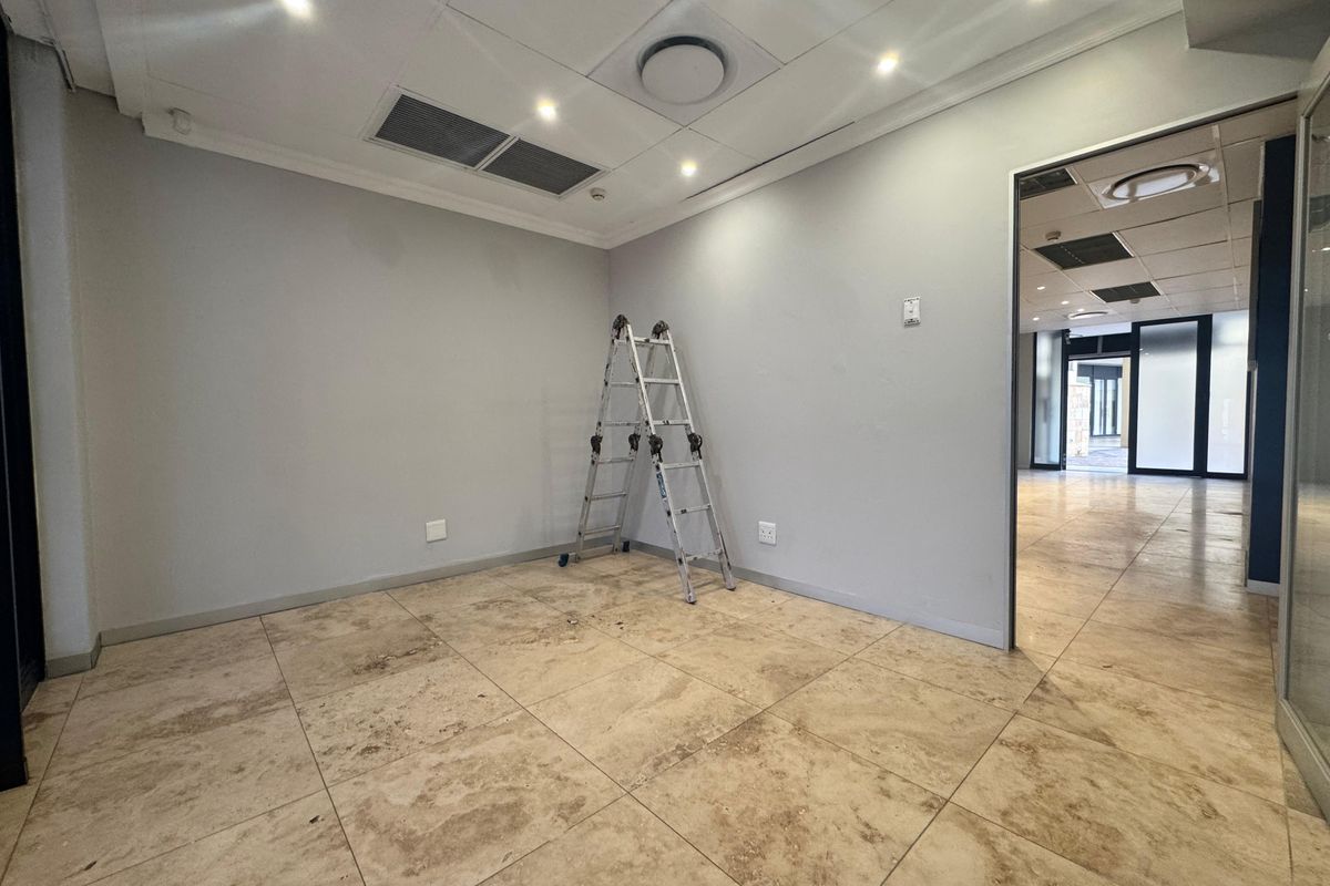 Prime Retail & Office Space Available for Lease. - Photo 4