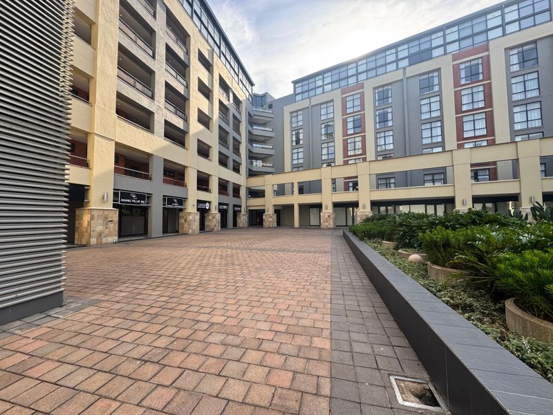 Prime Retail & Office Space Available for Lease. - Photo 9