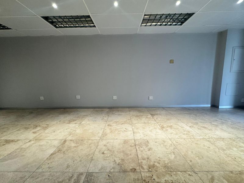 Prime Retail & Office Space Available for Lease. - Photo 6