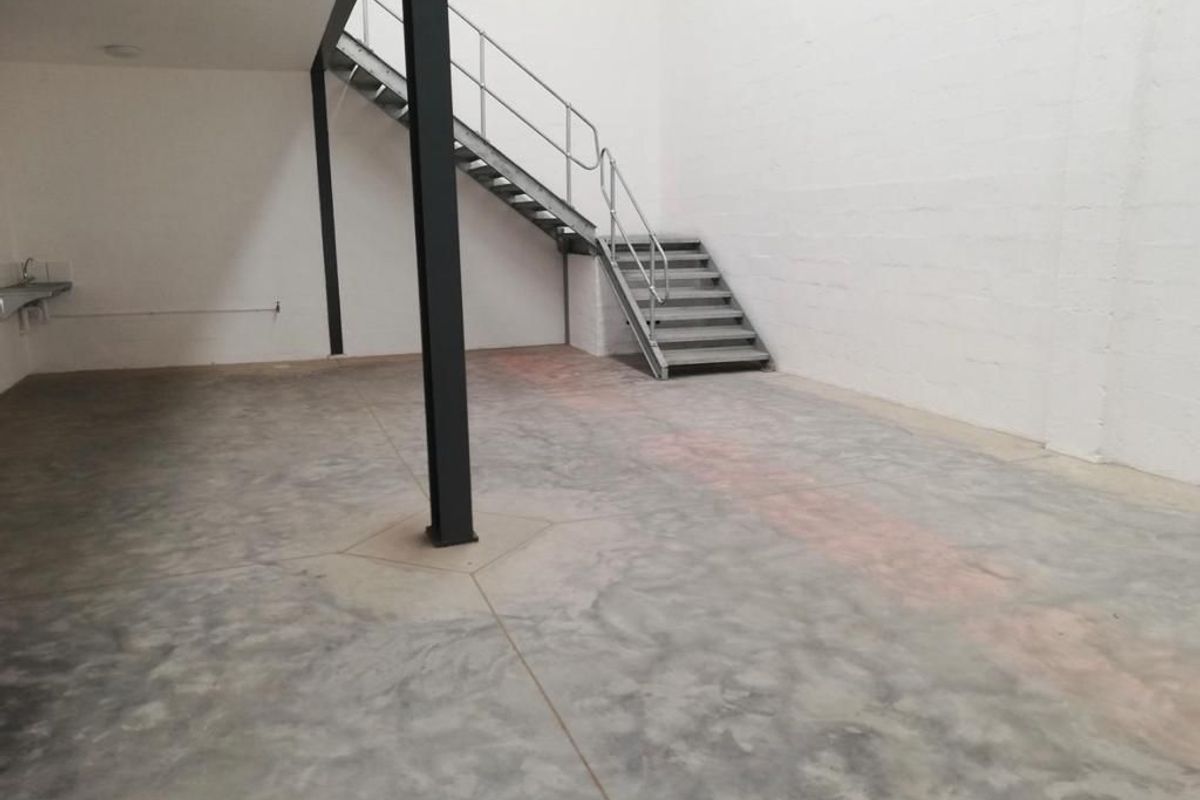 Warehouse Unit Available To Rent - Photo 2