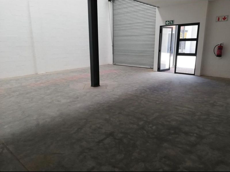 Warehouse Unit Available To Rent - Photo 3