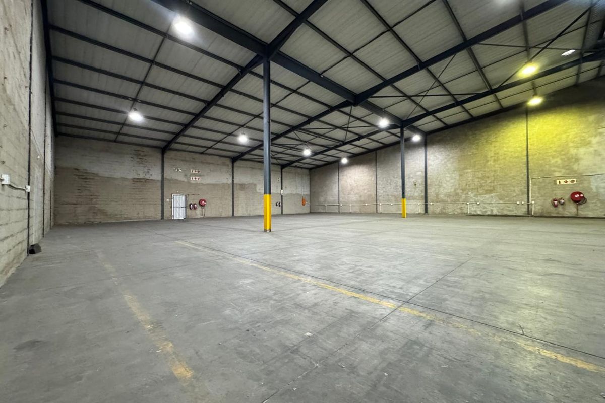 Warehouse to let in Briardene. - Photo 2