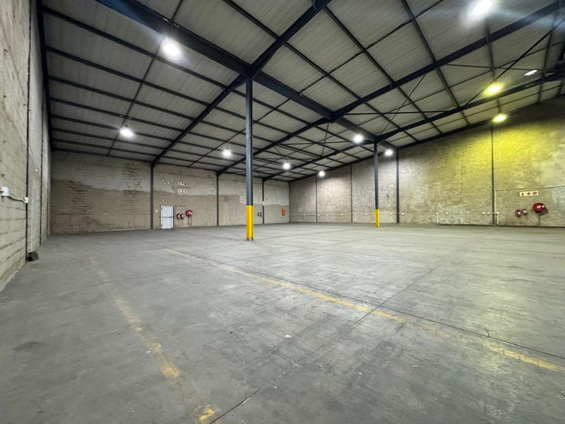 Warehouse to let in Briardene. - Photo 2