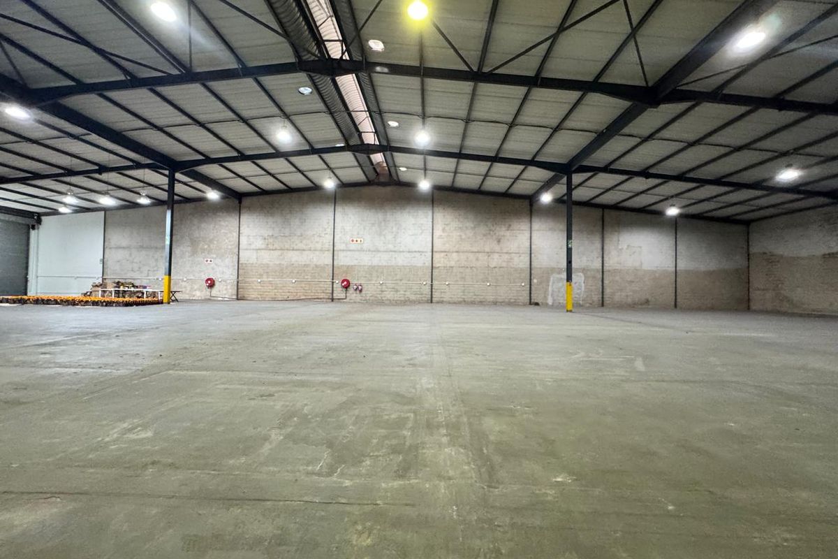 Warehouse to let in Briardene. - Photo 3
