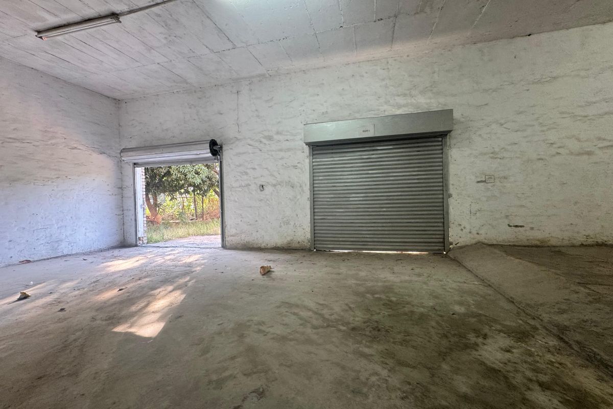 Prime Warehouse Space Available to Let. - Photo 3