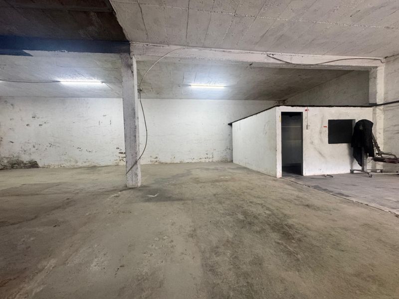 Prime Warehouse Space Available to Let. - Photo 6