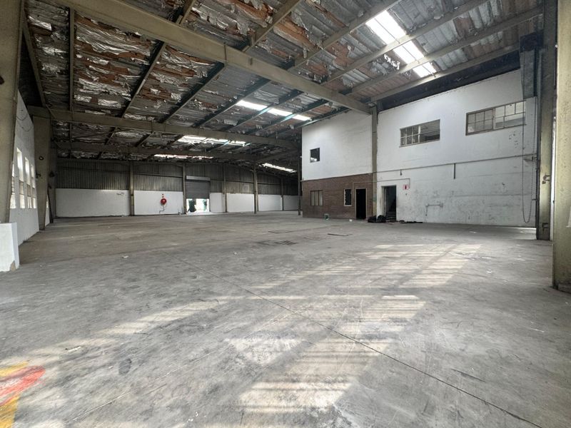 Prime Warehouse Space Available to Let. - Photo 5