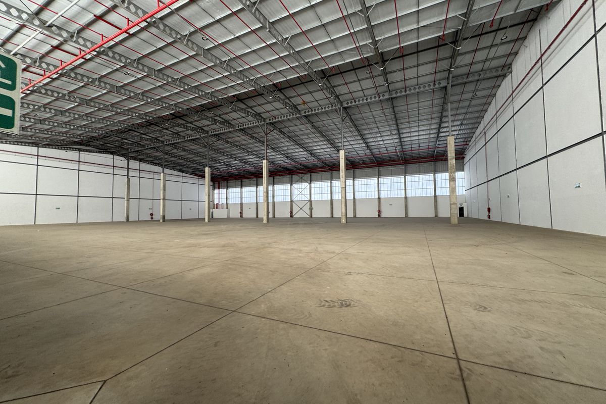 Industrial warehouse to let in cornubia for manufacturing , - Photo 3