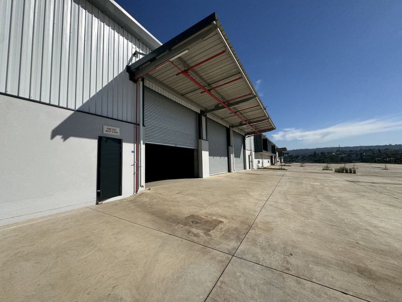 Industrial warehouse to let in cornubia for manufacturing , - Photo 5