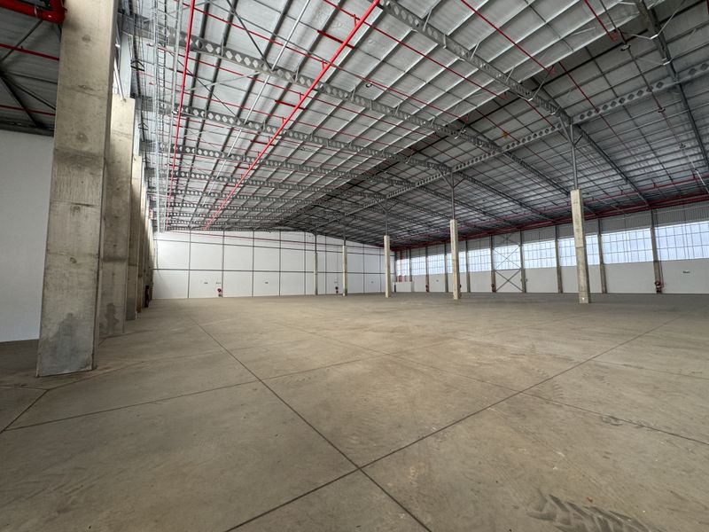 Industrial warehouse to let in cornubia for manufacturing , - Photo 1