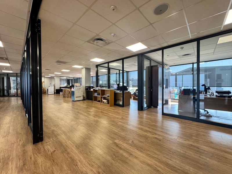 Grade-A Office Space Available in the Heart of Umhlanga Arch. - Photo 9