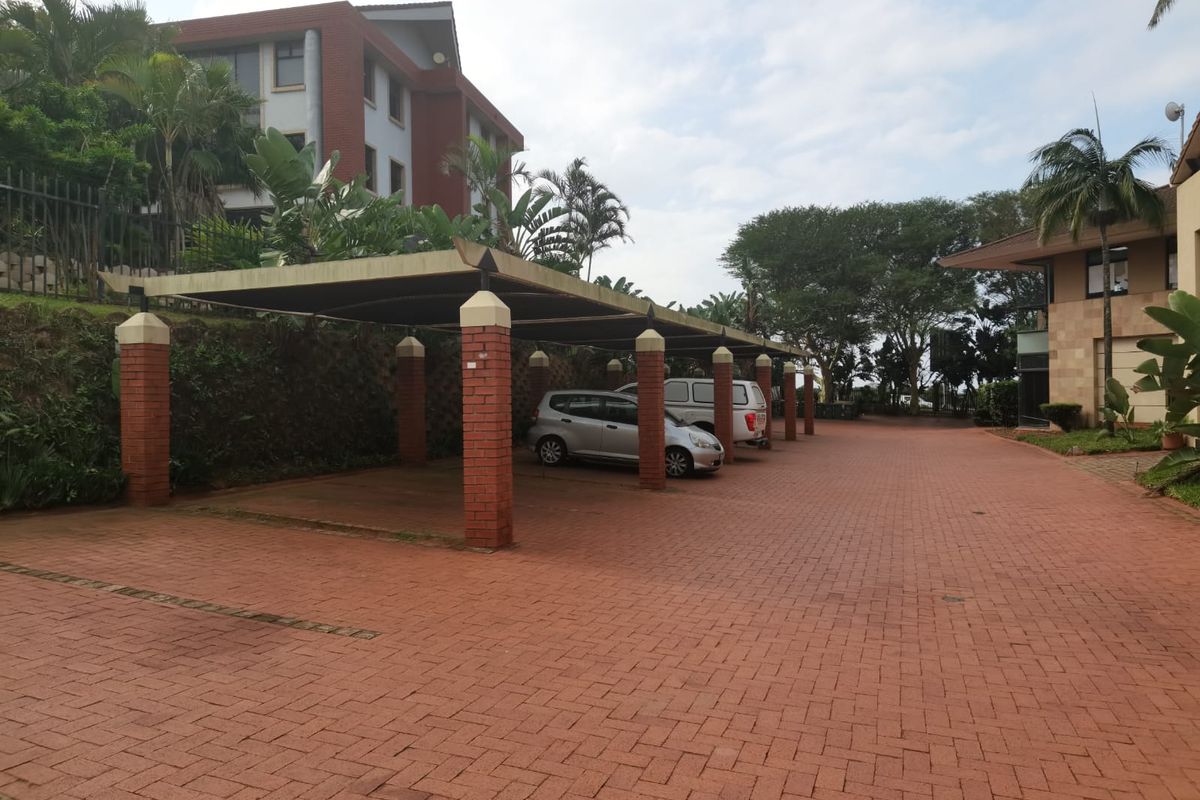 Prime Office Unit For Sale In La Lucia. - Photo 4