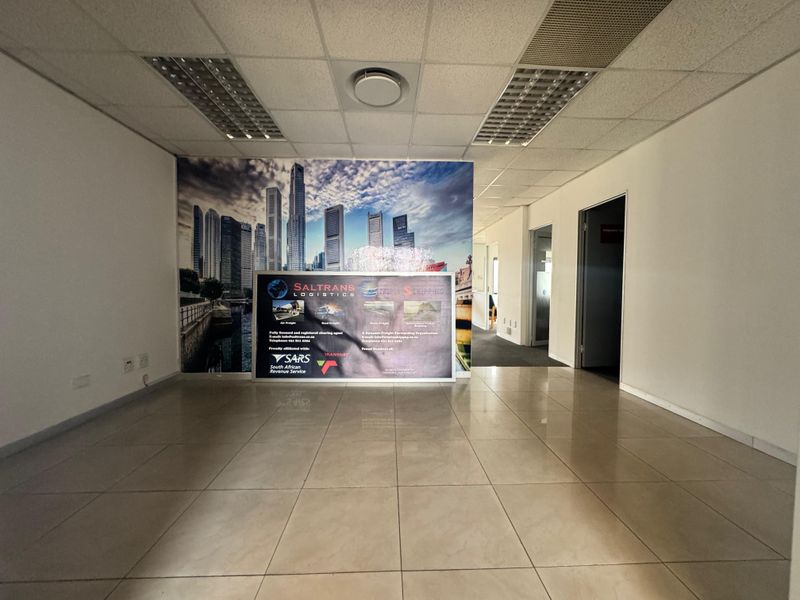 Commercial Space Available in Umhlanga Millennium Towers. - Photo 6