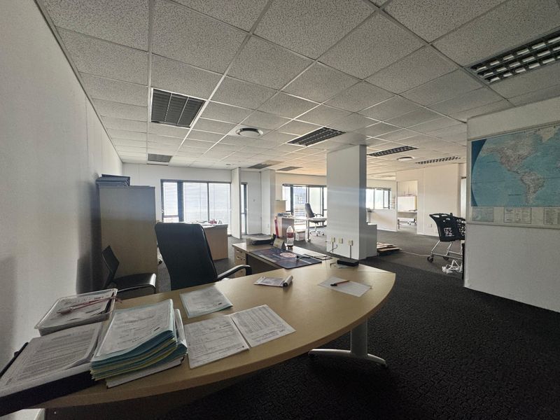 Commercial Space Available in Umhlanga Millennium Towers. - Photo 7