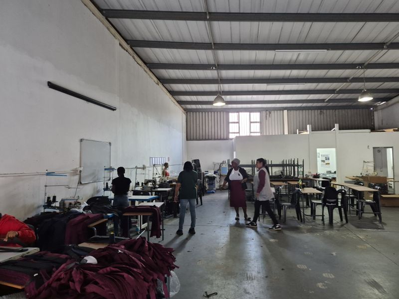 UPPER FLOOR MINI FACTORY TO LET IN PHOENIX INDUSTRIAL PARK - Photo 10