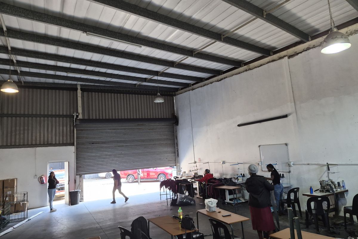 UPPER FLOOR MINI FACTORY TO LET IN PHOENIX INDUSTRIAL PARK - Photo 3