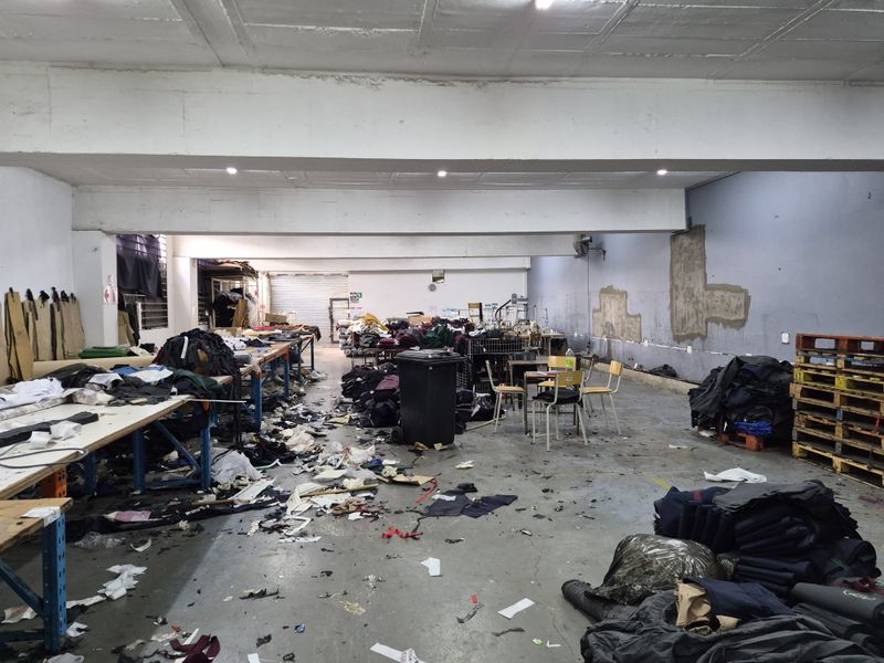 350m2 BASEMENT TO LET IN PHOENIX INDUSTRIAL PARK - Photo 4