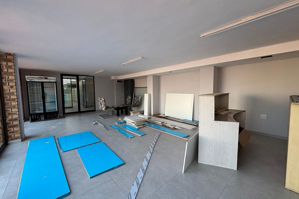 60 m2 Commercial space to Let in Umhlanga. - Photo 5