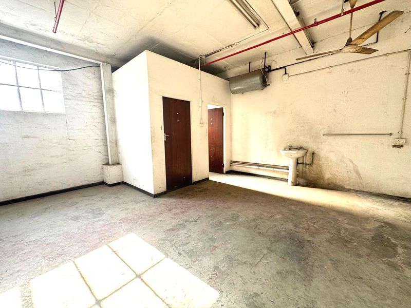 Warehouse Space In The Prime Of Tongaat. - Photo 9
