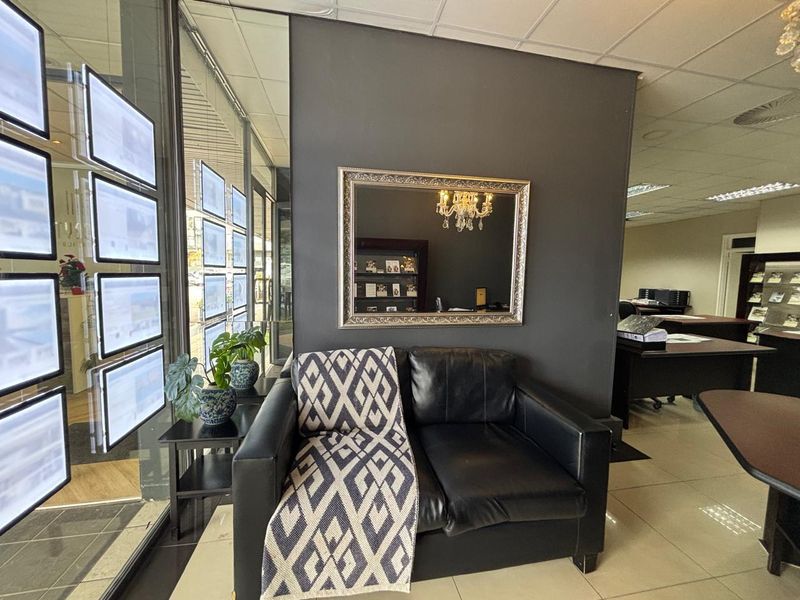 Commercial Property to Let in Umhlanga Central. - Photo 2
