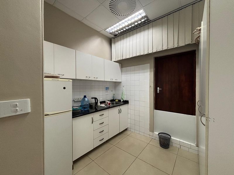 Commercial Property to Let in Umhlanga Central. - Photo 8