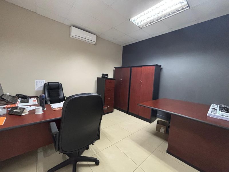 Commercial Property to Let in Umhlanga Central. - Photo 6