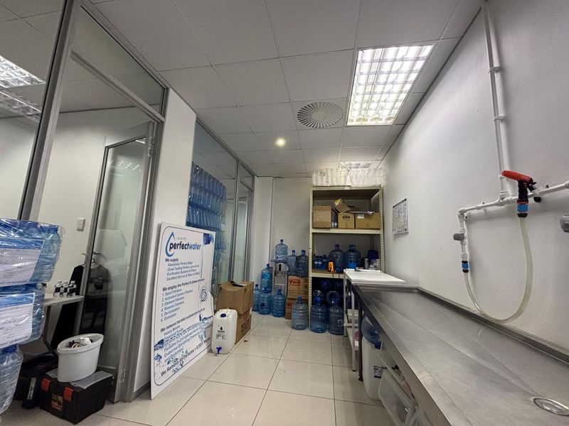 Commercial Property to Let in Umhlanga Central. - Photo 7