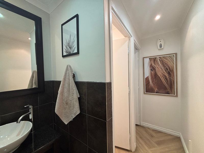 Commercial Property to Let in Umhlanga Central. - Photo 8