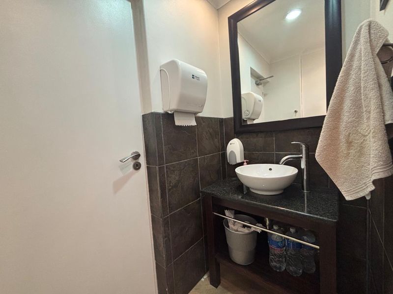 Commercial Property to Let in Umhlanga Central. - Photo 7