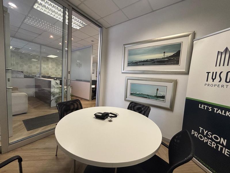 Commercial Property to Let in Umhlanga Central. - Photo 4