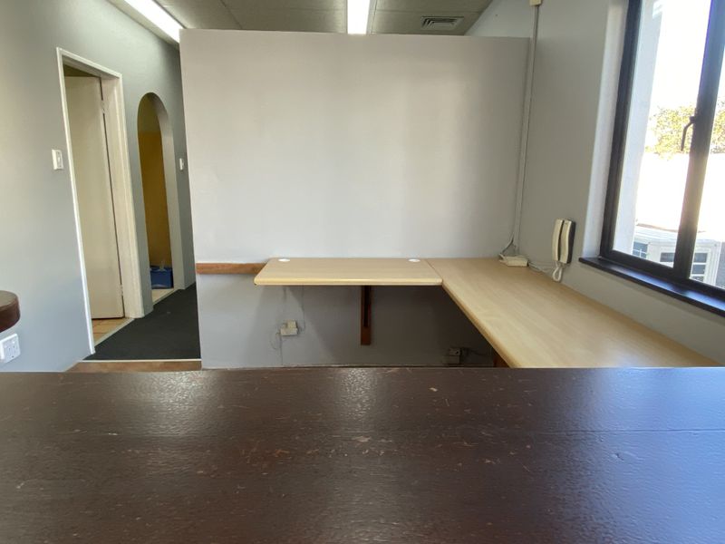 Office Space to Let In Westville - Photo 3