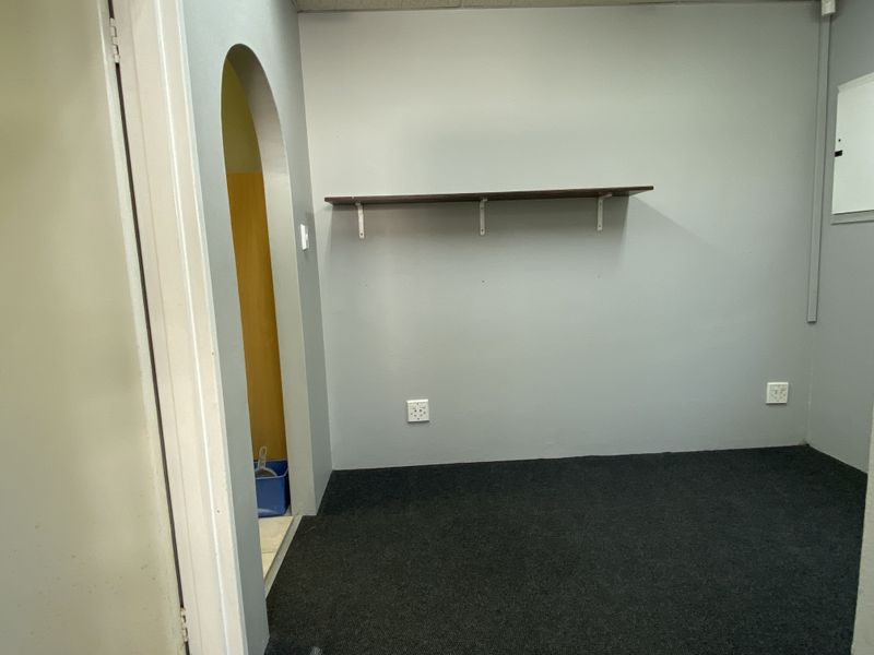 Office Space to Let In Westville - Photo 5