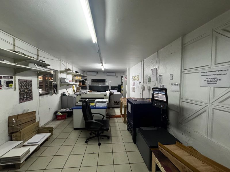 Commercial space in Springfield Park For Sale. - Photo 4